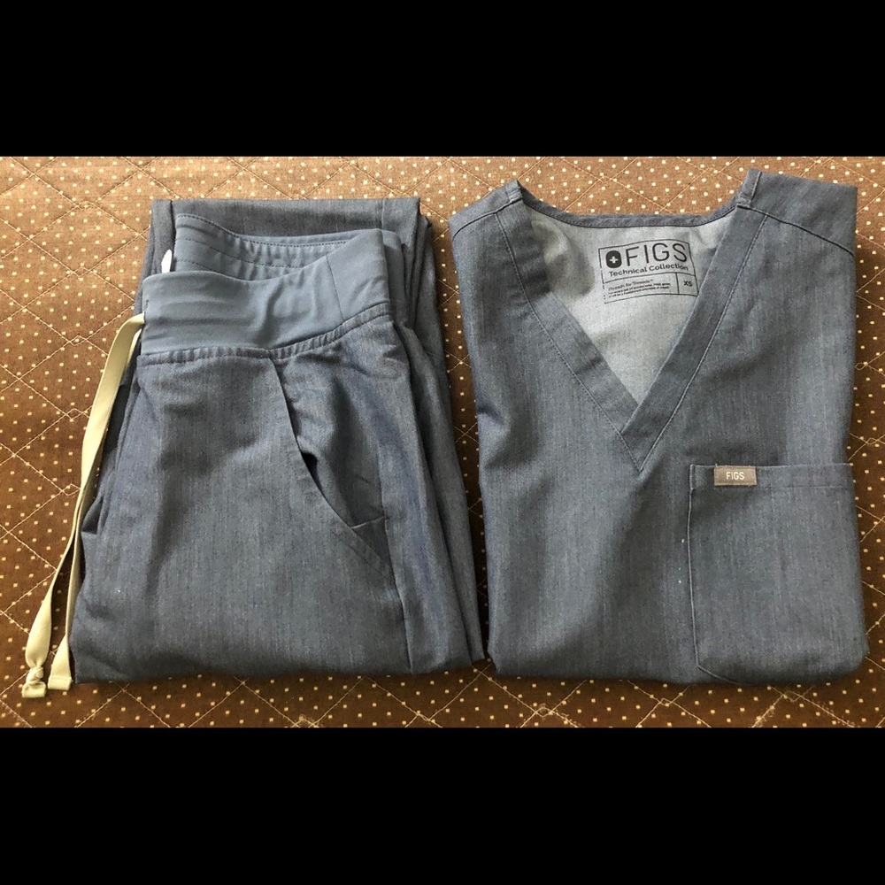 Figs Scrub Set in XS & XS/P